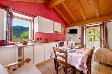 Agriturismo voor 3 Personen in Dosso del Liro, Comomeer, Afbeelding 1