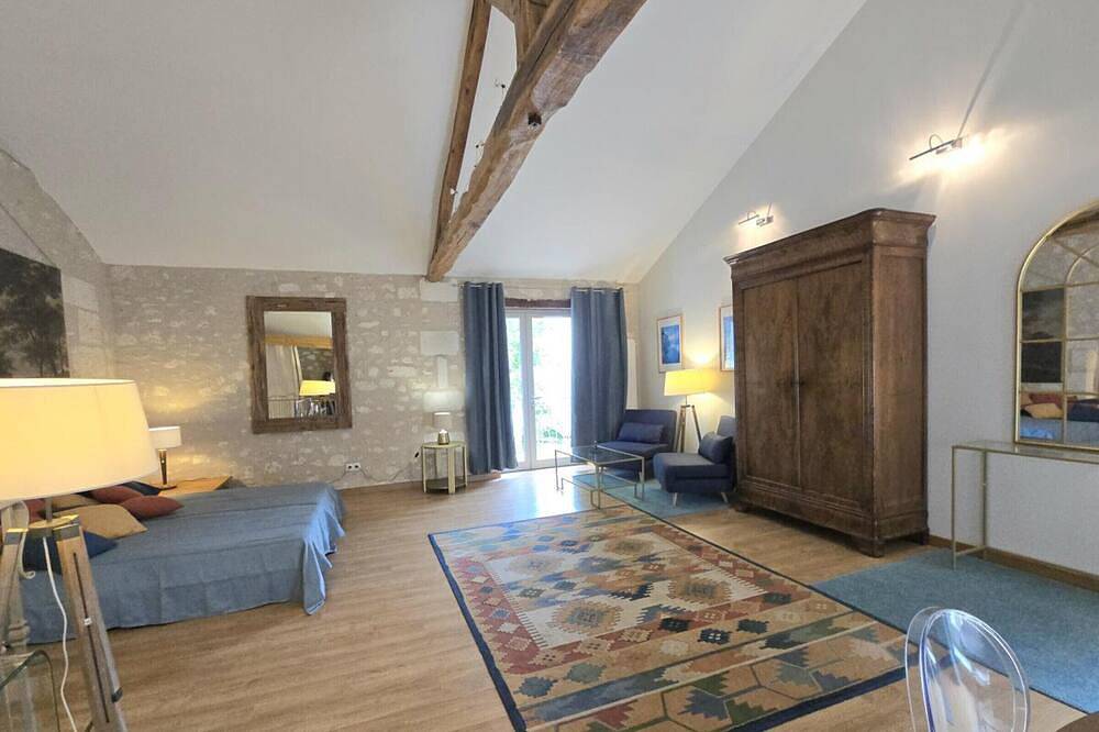 Apartamento entero, Apartamento acogedor en el corazón de Brantôme, terraza privada in Brantôme en Périgord, Périgord Vert