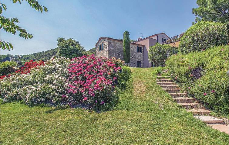 Casa vacanza per 8 persone, con Terrazza e Giardino nonché Piscina a Teolo