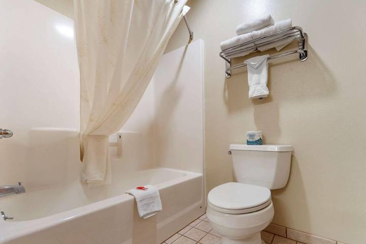 Hôtel pour 2 personnes, animaux acceptés à Valentine - 4