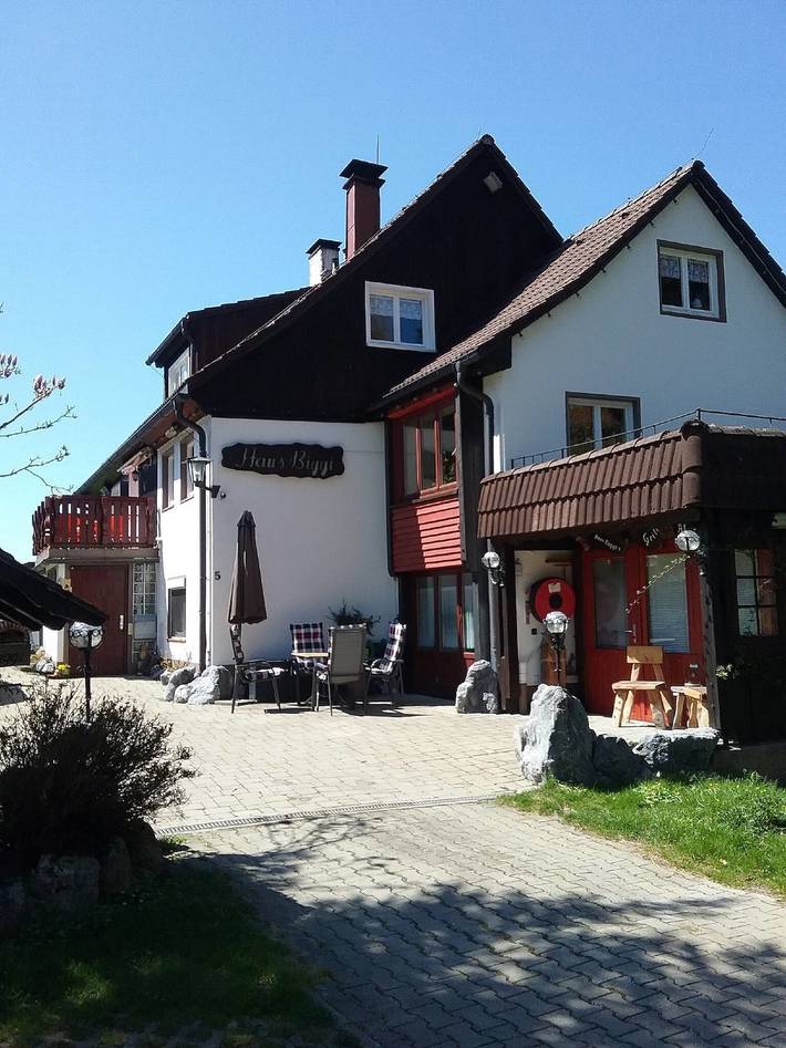 Geheel appartement, Appartement 'Haus Biggi - Ferienwohnung Säntis' met Uitzicht op de Bergen, Balkon en Wi-Fi in Weiler-Simmerberg, Zwaben (Bayern)
