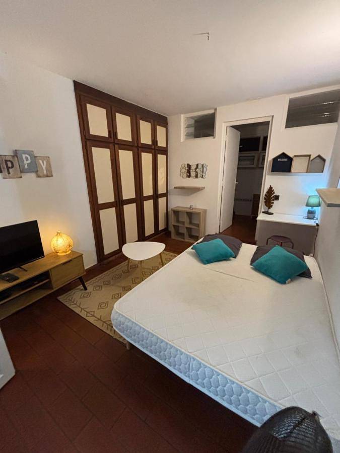 Gîte pour 2 personnes, avec terrasse dans La Soufrière