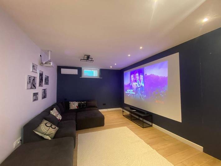 Location de vacances pour 12 personnes, avec jacuzzi et jardin à Mareil-Marly - 2
