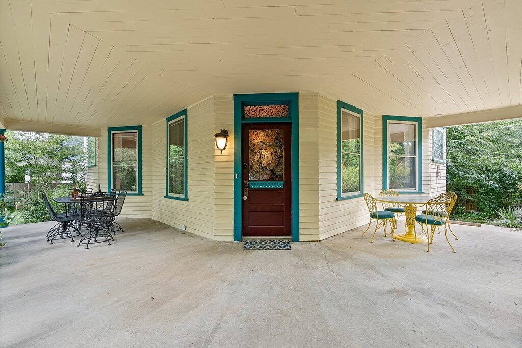 Family-Friendly • Steps to Ecusta Trail/Ecusta Market & Café • Near Downtown Hvl in Hendersonville, Henderson County (NC)