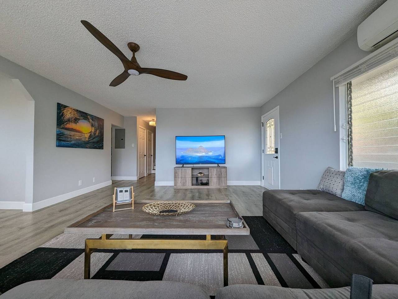 Panoramic Viewhouse Only 2-Min Drive To Beach! in Waianae, Oahu