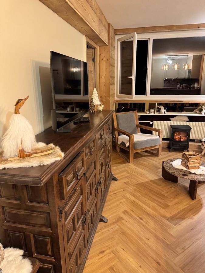 Gîte pour 6 personnes, avec vue dans Cinéma L'Aiguille - 3