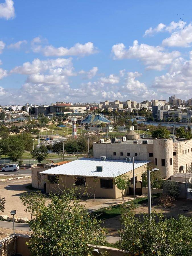 Appartement de vacances pour 3 personnes, avec vue ainsi que jardin et terrasse