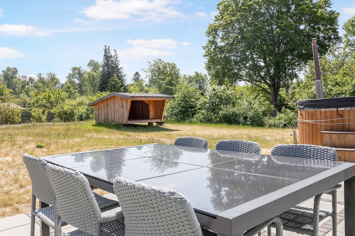 Ferienhaus mit Wildnispool und Windschützhütte in Vig Lyng, Vig