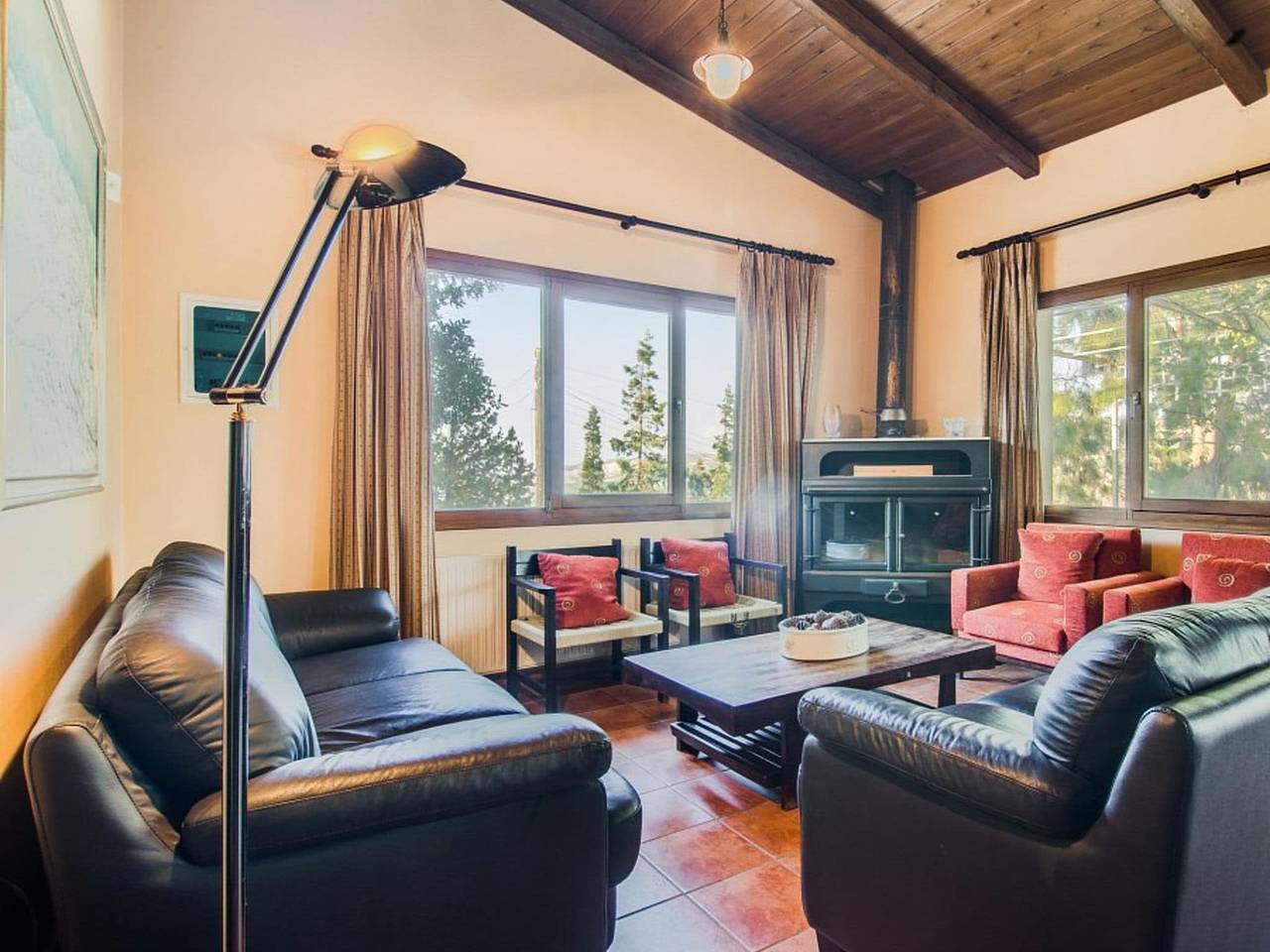 Villa in Crete with Private Pool & Views in Iraklio-Heraklio region