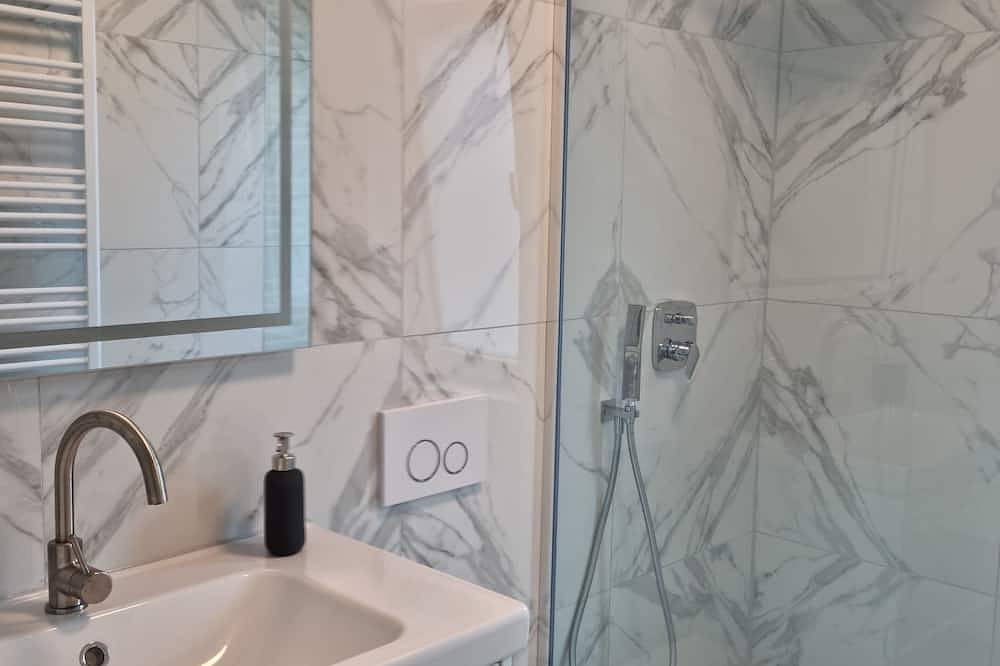 Ganze Wohnung, Ferienwohnung Elfengrotte im Ferienhaus Bad Bertrich in Bad Bertrich, Traben-Trarbach und Umbegung