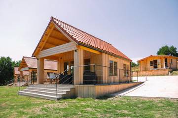 Camping für 4 Personen, mit Ausblick und Garten sowie Terrasse in Galicien