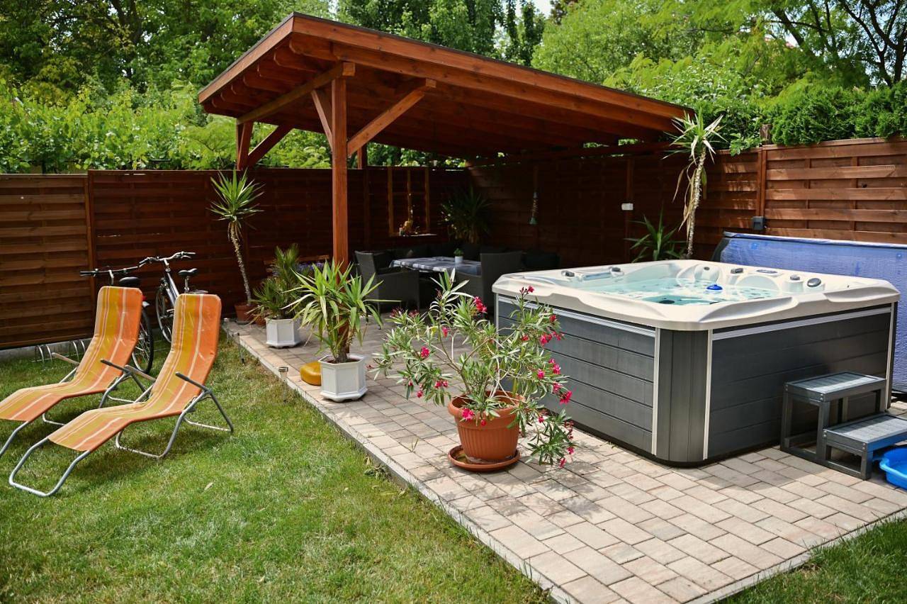 Ganze Wohnung, Villa Terrazza in Balatongyörök, Balaton Hochland Nationalpark