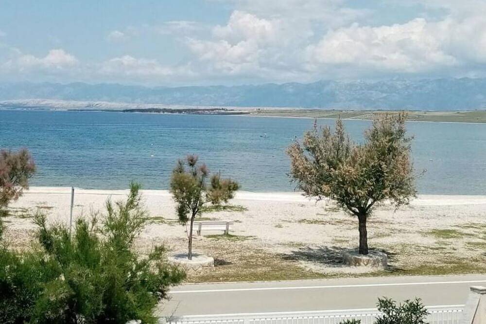 Appartamento vacanze a Vir a partire da 90€ a notte