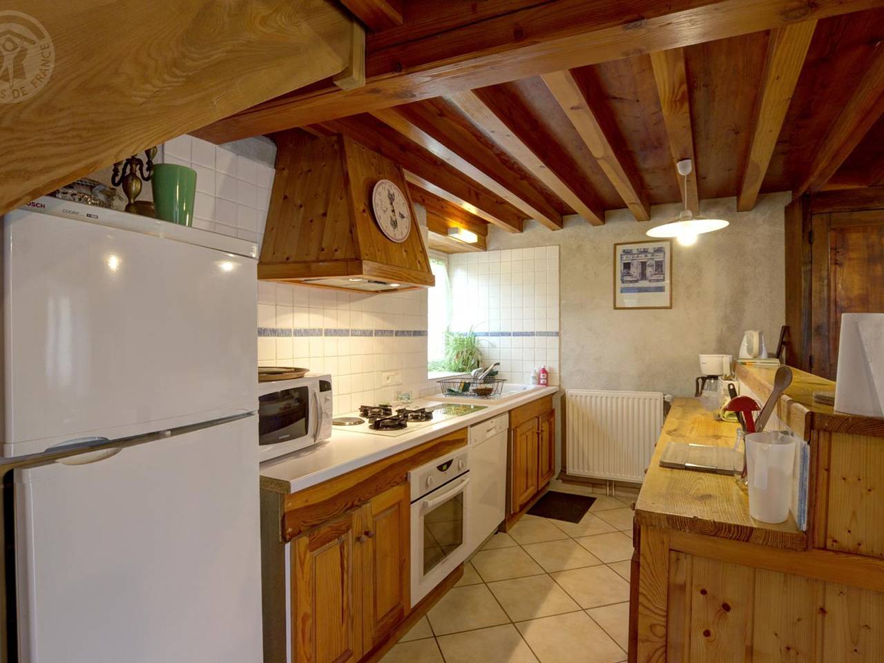 Gîte chaleureux dans parc naturel avec animaux admis et confort moderne in Saint-Bonnet-le-Courreau, Montbrison