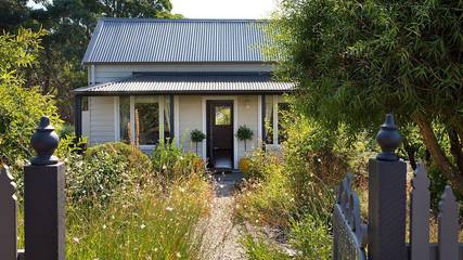 Cottage for 2 People in Daylesford, Hepburn Shire, Photo 1