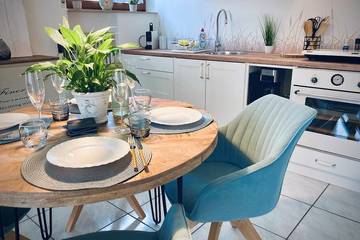 Gîte pour 4 personnes, avec balcon et jacuzzi, animaux acceptés à Rielasingen-Worblingen