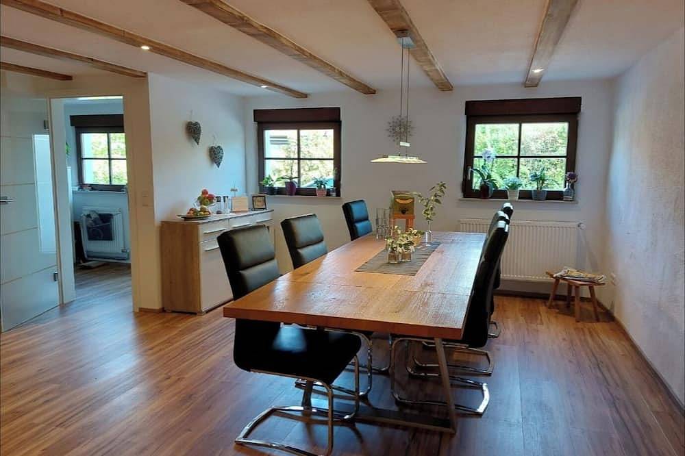 Ferienhaus charmant, idyllisch - Ruhe & Natur pur in Wüstenrot, Stuttgart Region