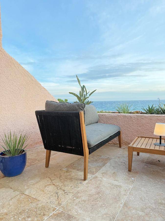 Gîte pour 2 personnes, avec vue et terrasse dans Plage d'Anthéor - 2