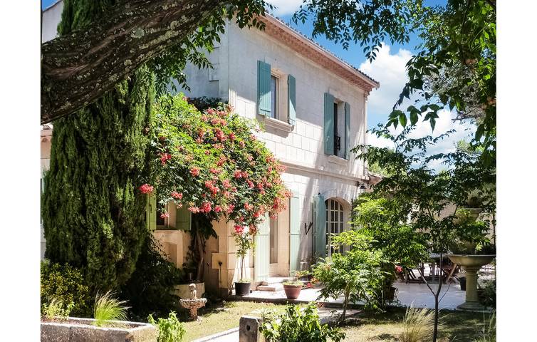 Location de vacances pour 10 personnes, avec terrasse, animaux acceptés à Saint-Rémy-de-Provence - 4