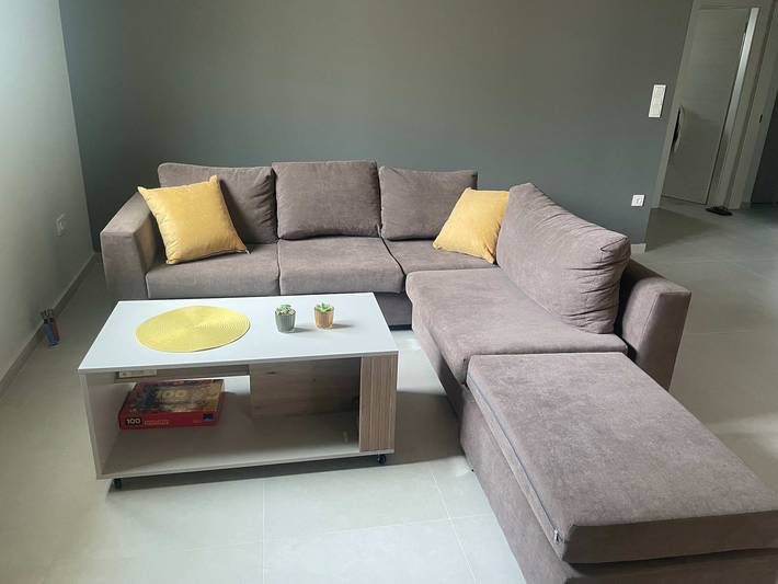 Geheel appartement, New Modern 2 Bd Flat Just Steps to Rethymno Beach in Rethymno (City), Rethymno en omgeving