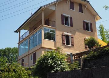 Cottage pour 2 personnes, avec vue sur le lac et jardin à Évian-les-Bains