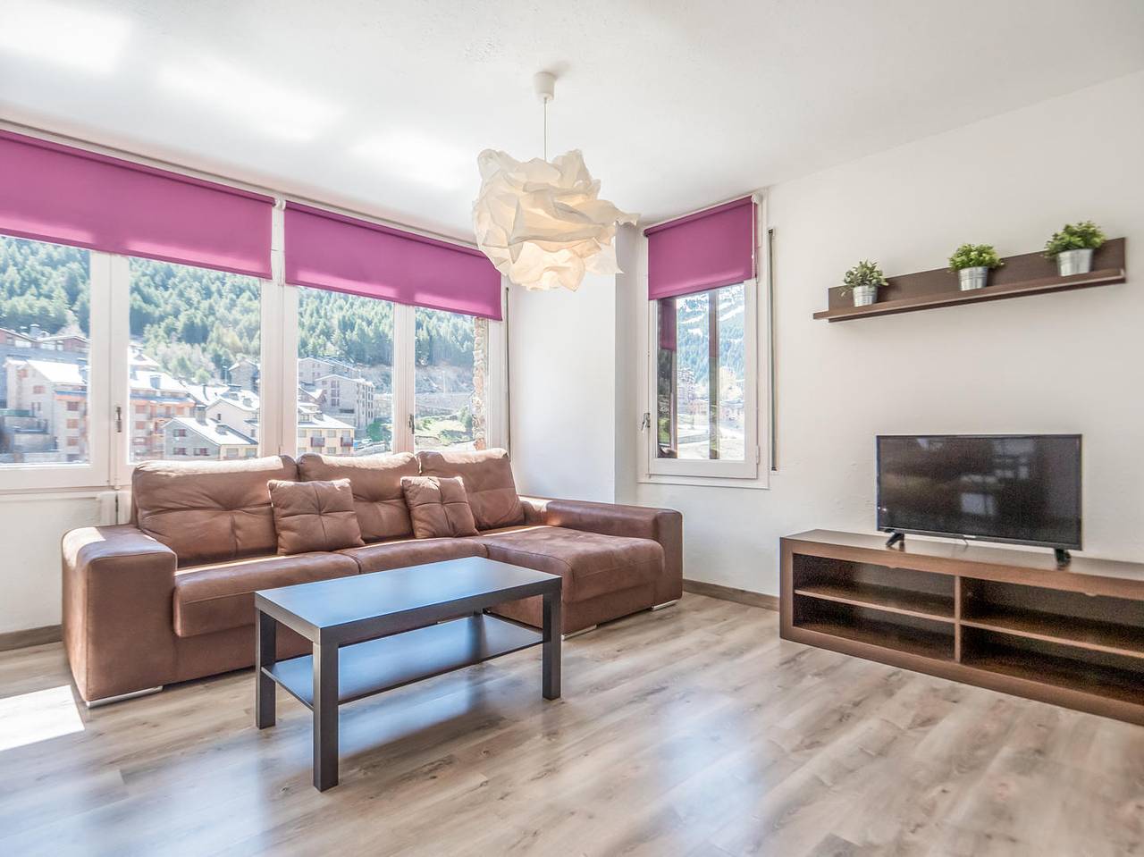 Ολόκληρο το διαμέρισμα, Nice 3 Bedroom Apartment for 6 people, Incles. C.Pep 4 in Incles, Soldeu