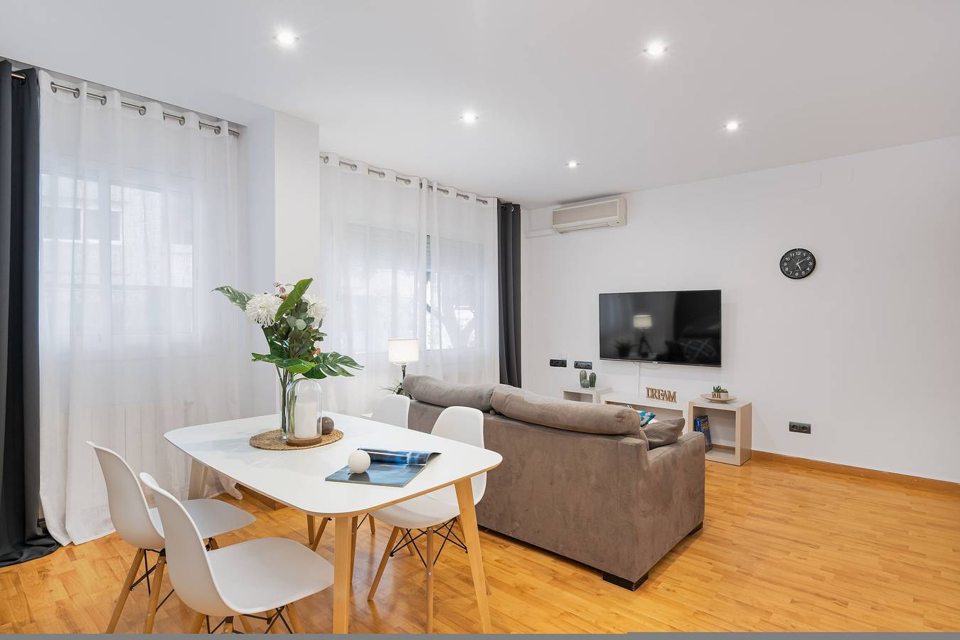 Appartamento vacanze a Barcelonès a partire da 376€ a notte