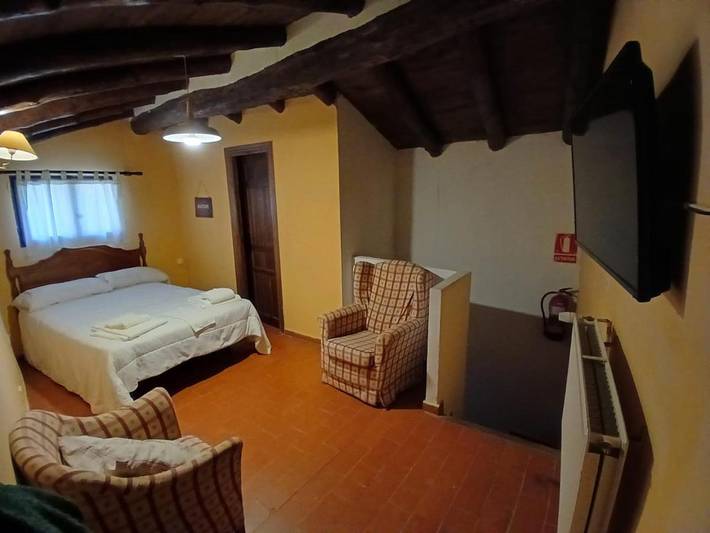 Casa rural para 2 personas, con Terraza además de Jardín y Piscina en Suellacabras - 2