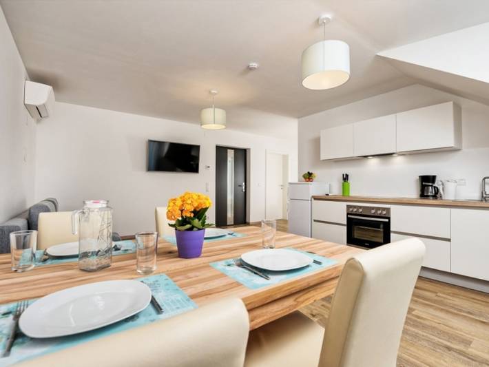 Ferienwohnung für 4 Personen, mit Garten und Balkon in Villach - 3