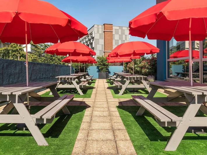Hôtel pour 3 personnes, avec terrasse