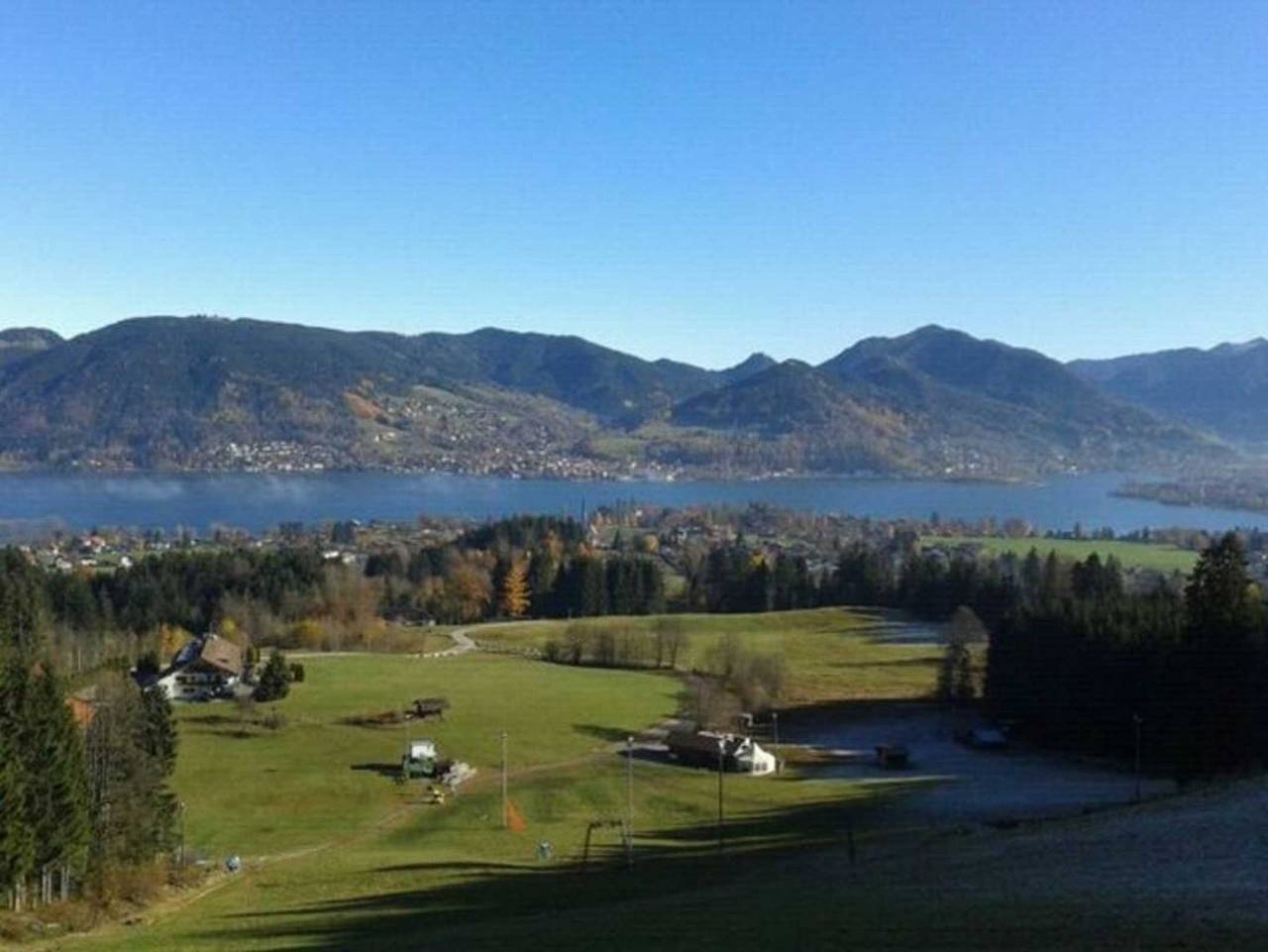 Ganze Ferienwohnung, Gästehaus - Haus Ida - Ferienwohnung Parterre in Bad Wiessee, Bayerische Alpen