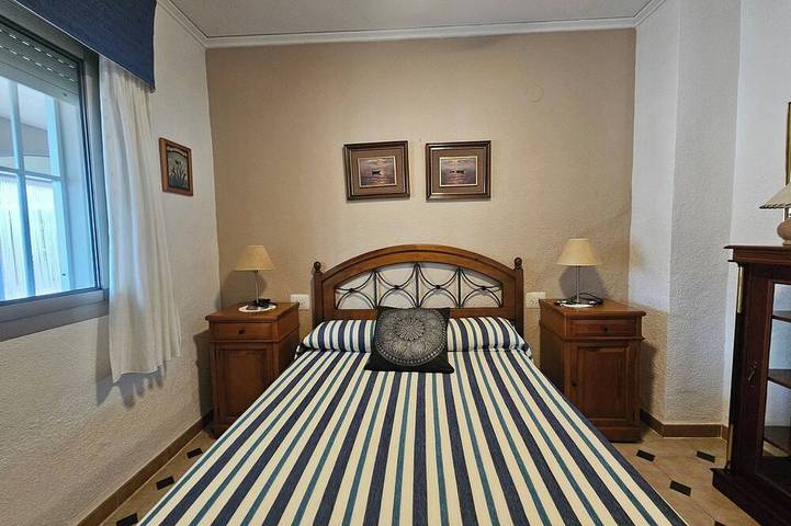Chalet für 8 Personen, mit Garten in Oliva - 4
