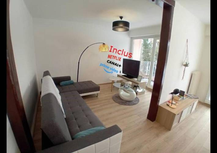 Appartement de vacances pour 6 personnes, avec vue ainsi que vue sur le lac et terrasse, animaux acceptés