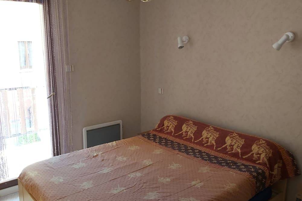 Appartement entier, T2 au village de Rochebrune 05190  Hautes Alpes.   Provence-Alpes-Côte d'Azur in Rochebrune, Région de Gap