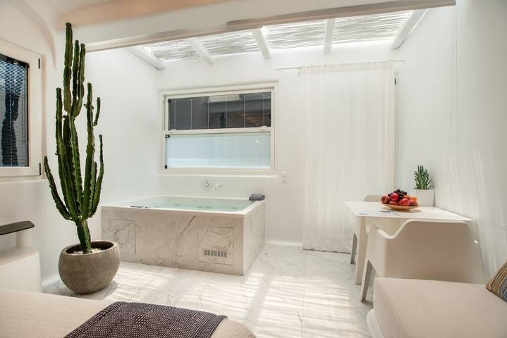 Hel lejlighed, Apartment 'Narcissus Luxury Suites - Ariadne' with Sea View, Wi-Fi and Air Conditioning in Naxos By, Naxos (ø)