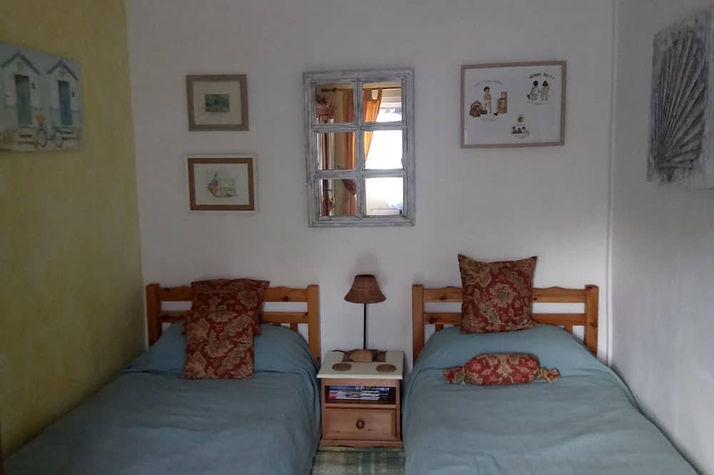 Charming traditional Vendeen Cottage in Saint-Vincent-sur-Graon, Vendée