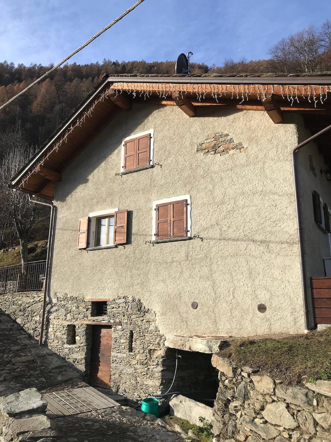 Ganze Ferienwohnung, Appartement in Torre Di Santa Maria mit Garten in Torre di Santa Maria, Bernina-Alpen