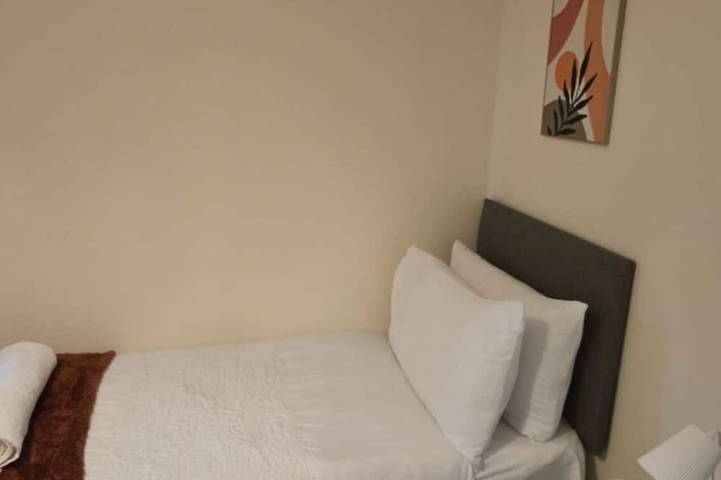 Ganze Wohnung, Cosy 3 Bed Apartment - Sleeps 6 in Milton Keynes, Südostengland