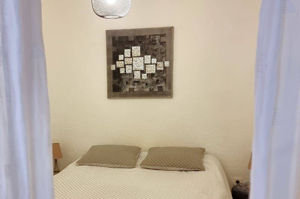 Apartamento entero, Coeur de ville, T2, pedestrian street, Digne les Bains  in Digne-les-Bains, Alpes de Alta Provenza