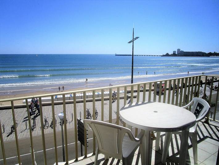 Apartamento entero, Apartamento frente al mar con balcon y todas las comodidades in Les Sables-d'Olonne, Vandea