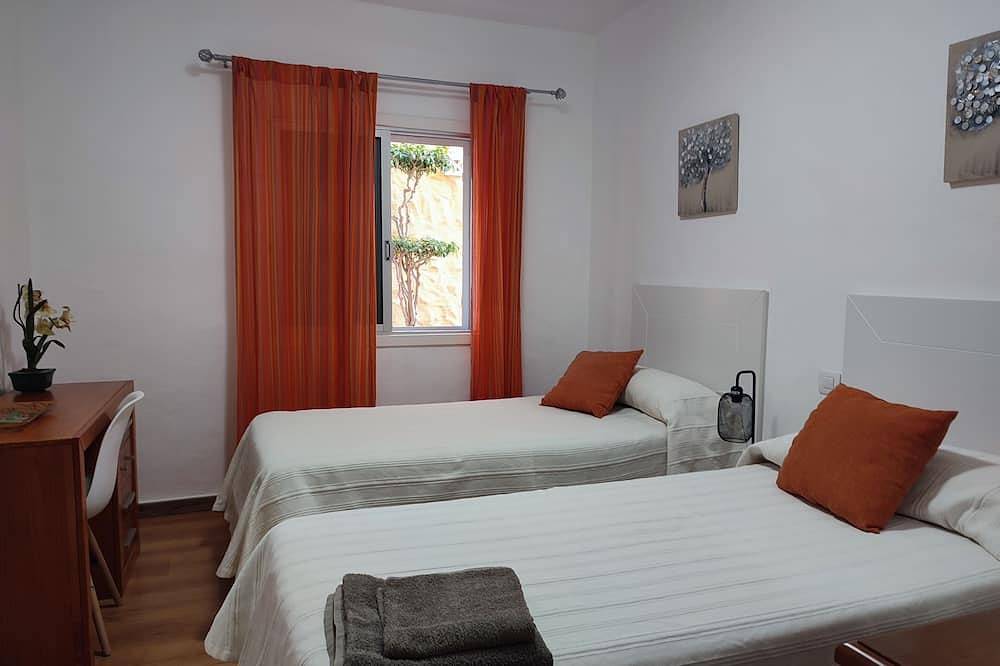 Casa Vistas Al Teide Piscina Privada in Barrio de San Juan, La Victoria de Acentejo