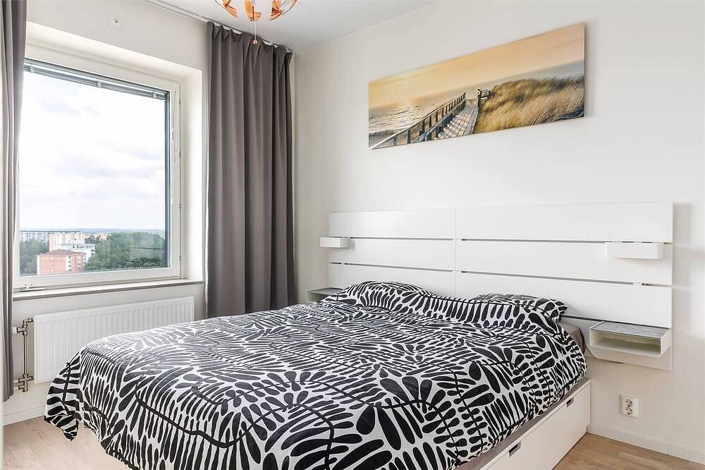 Ganze Wohnung, Ruhiger Rückzugsort auf der obersten Etage mit Seeblick in Järfälla in Stockholm und Umgebung