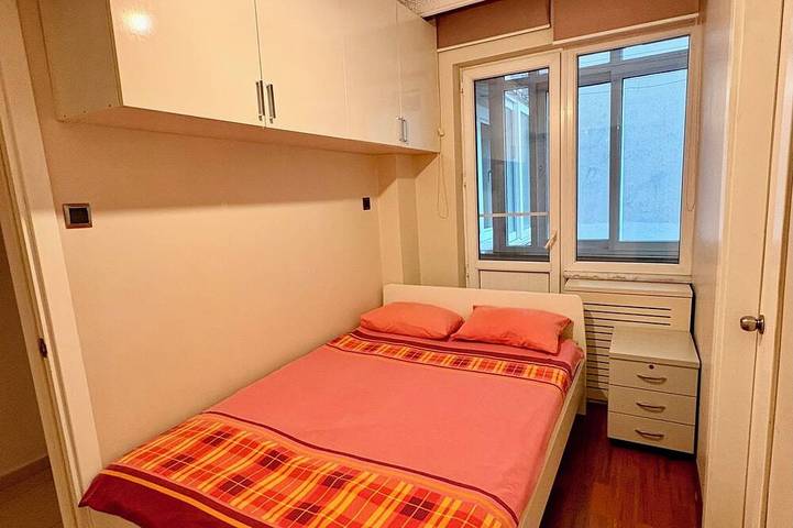 Ganze Wohnung, Spacious 4-bedroom apartment in central İstanbul close to metro line in Şişli, Istanbul