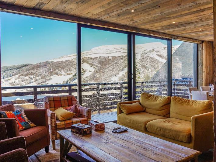 Gîte pour 12 personnes, avec jacuzzi ainsi que balcon et jardin dans Super Besse - 4