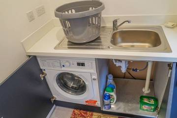 Glamping for 5 People in Nottinghamshire, Midlands, Photo 1