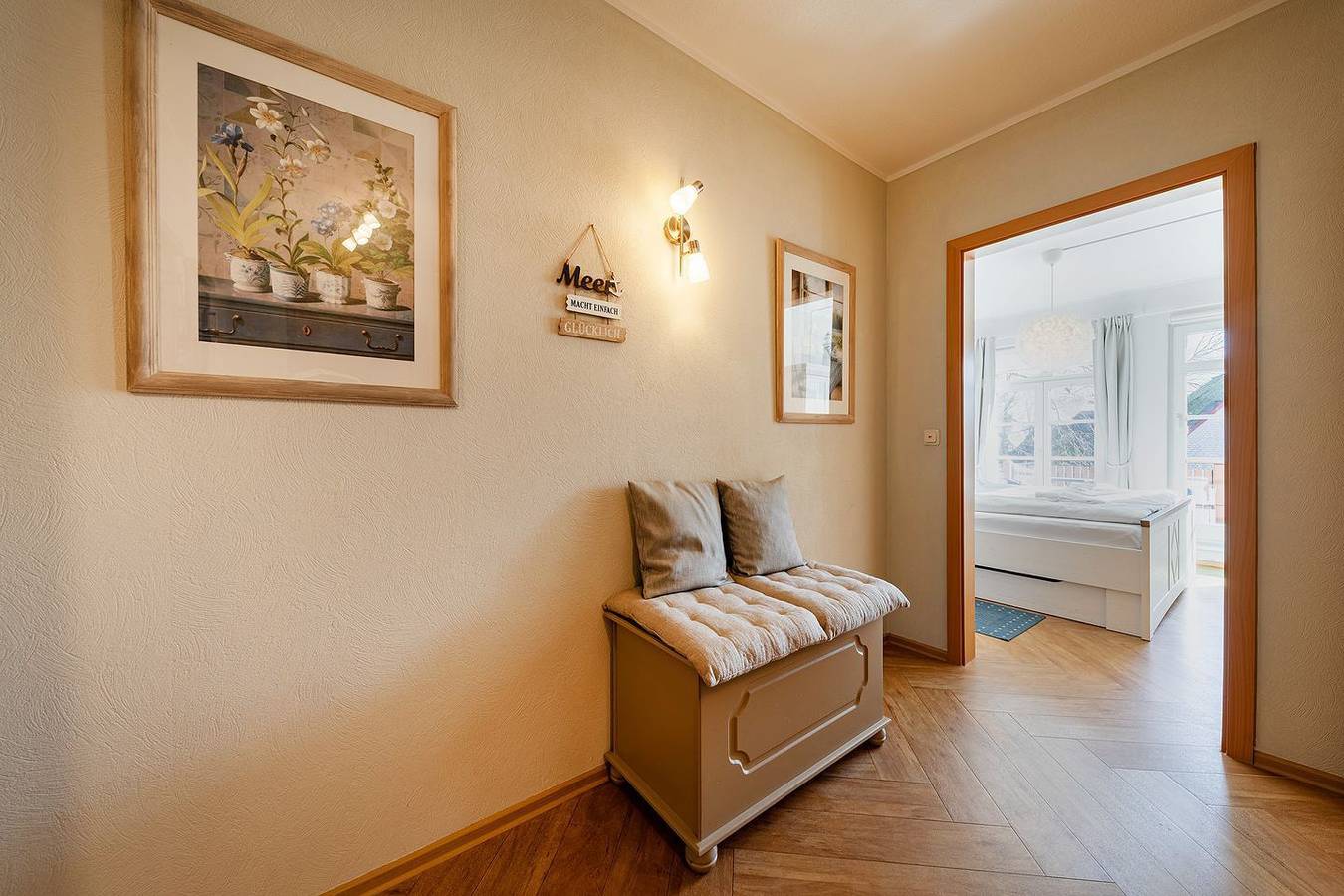 Ganze Wohnung, Ferienwohnung "Windjammer" im Ortskern von Ahrenshoop ca. 65 m² für 2-5 Personen in Ahrenshoop, Fischland