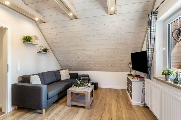 Appartement entier, Appartement "Krähling" avec vue sur les montagnes, terrasse partagée et Wi-Fi in Schmallenberg, Arrondissement du Haut-Sauerland