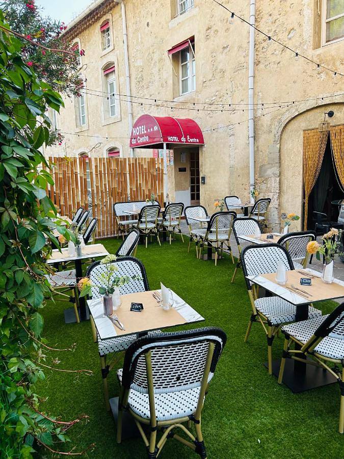Hôtel pour 3 personnes, avec terrasse, animaux acceptés à Pierrelatte - 3