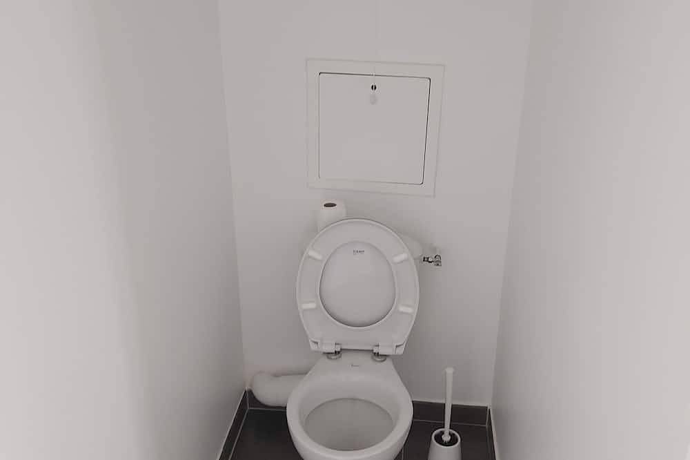 Ganze Wohnung, 1km from Disney and Vallée Village - Apt 2 bedrooms with balcony in Serris, Seine-et-Marne