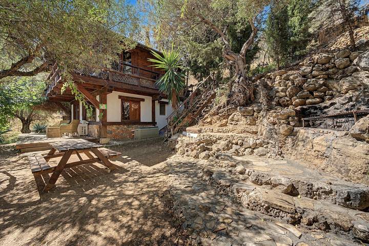 Cabaña Entre Olivos: vistas para a montanha, piscina privada e terraço exclusivo in Monda, Sierra de las Nieves